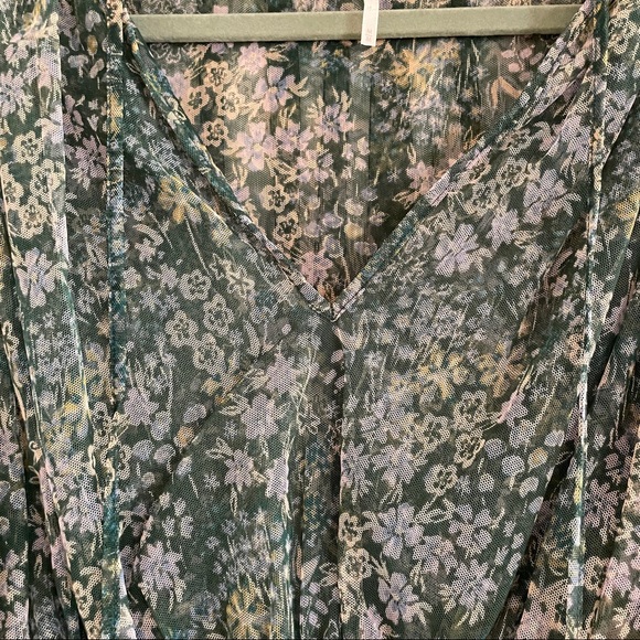 Free People Floral Style Top - Picture 2 of 6